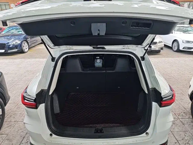 Changan Oushang X5 — Фото автомобиля 18