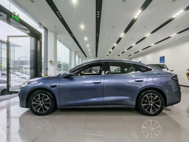 BYD Seal 06 — Фото автомобиля 9