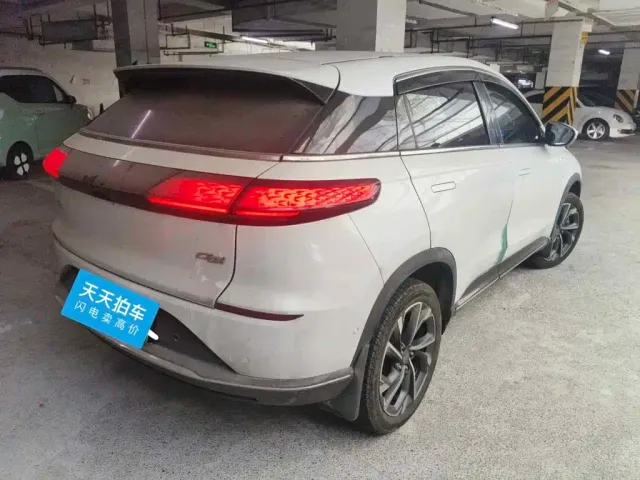 Xpeng G3 — Фото автомобиля 5