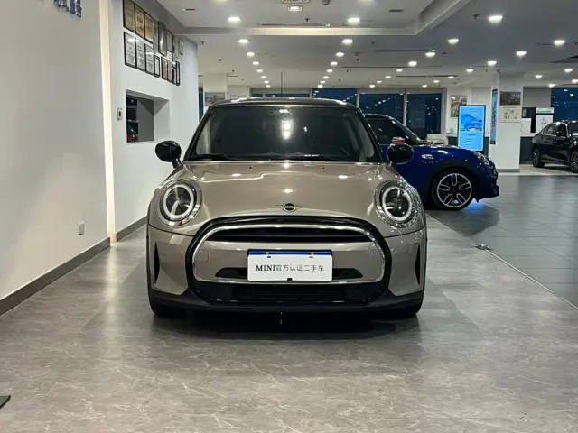 MINI Hatch — Фото автомобиля 2