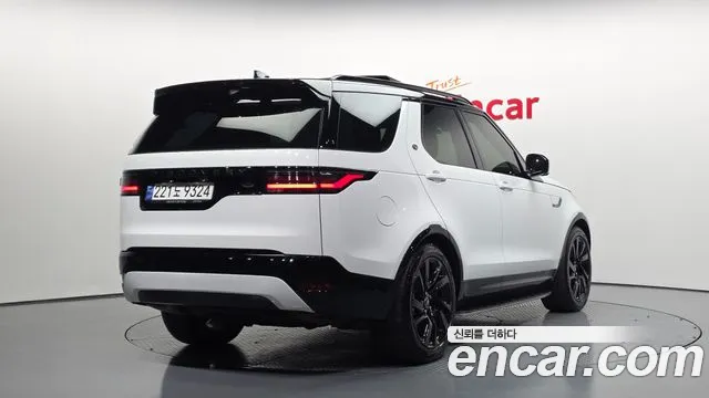 Land Rover Discovery — Фото автомобиля 2