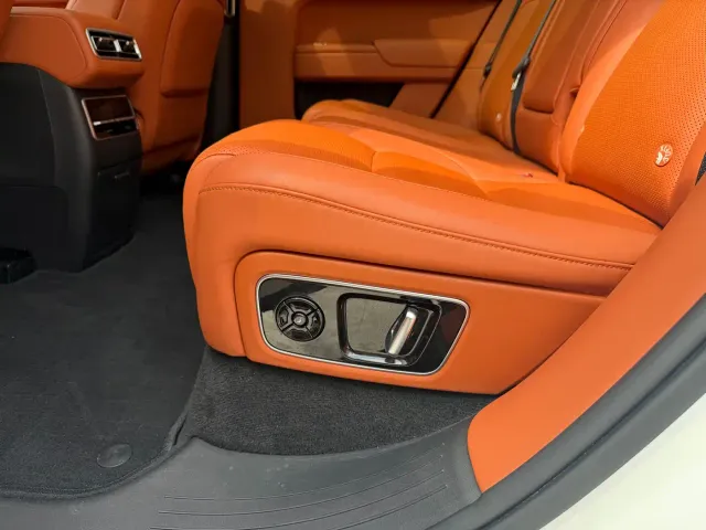 Li Auto L7 — Фото автомобиля 11