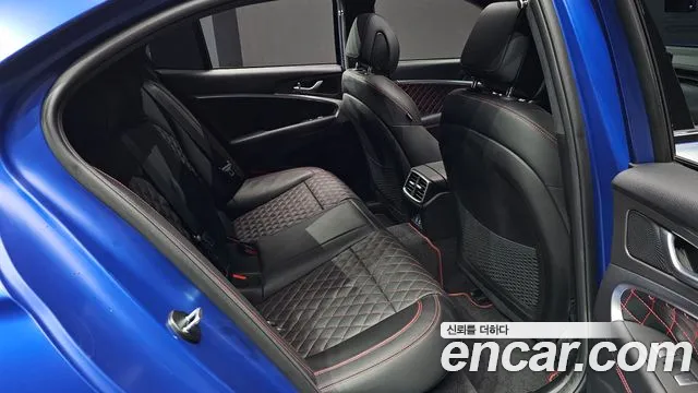 Genesis G70 — Фото автомобиля 11