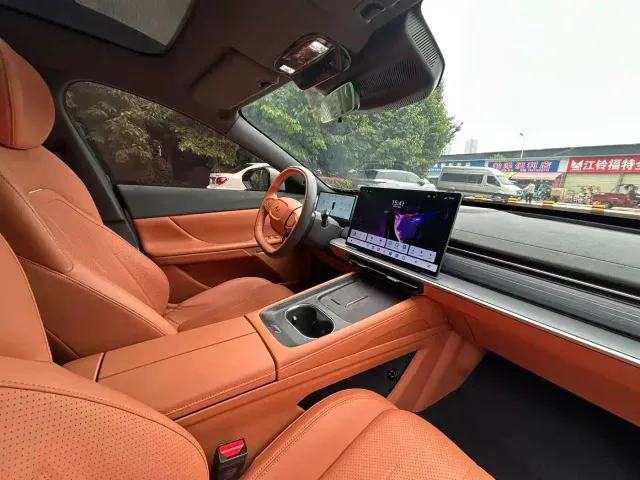 Dongfeng eπ 007 — Фото автомобиля 12