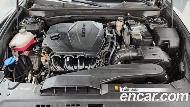 Hyundai Grandeur GN7 — Фото автомобиля 9