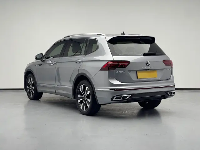 Volkswagen Tiguan L — Фото автомобиля 4