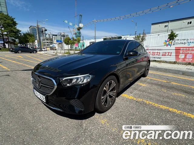Фотография автомобиля — Mercedes-Benz E-Class W214