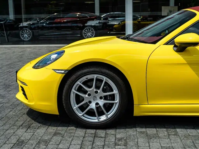 Porsche 718 — Фото автомобиля 8