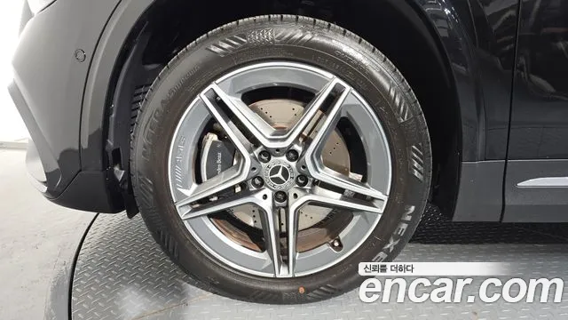 Mercedes-Benz GLA-Class — Фото автомобиля 4