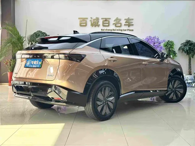Nissan Ariya — Фото автомобиля 7