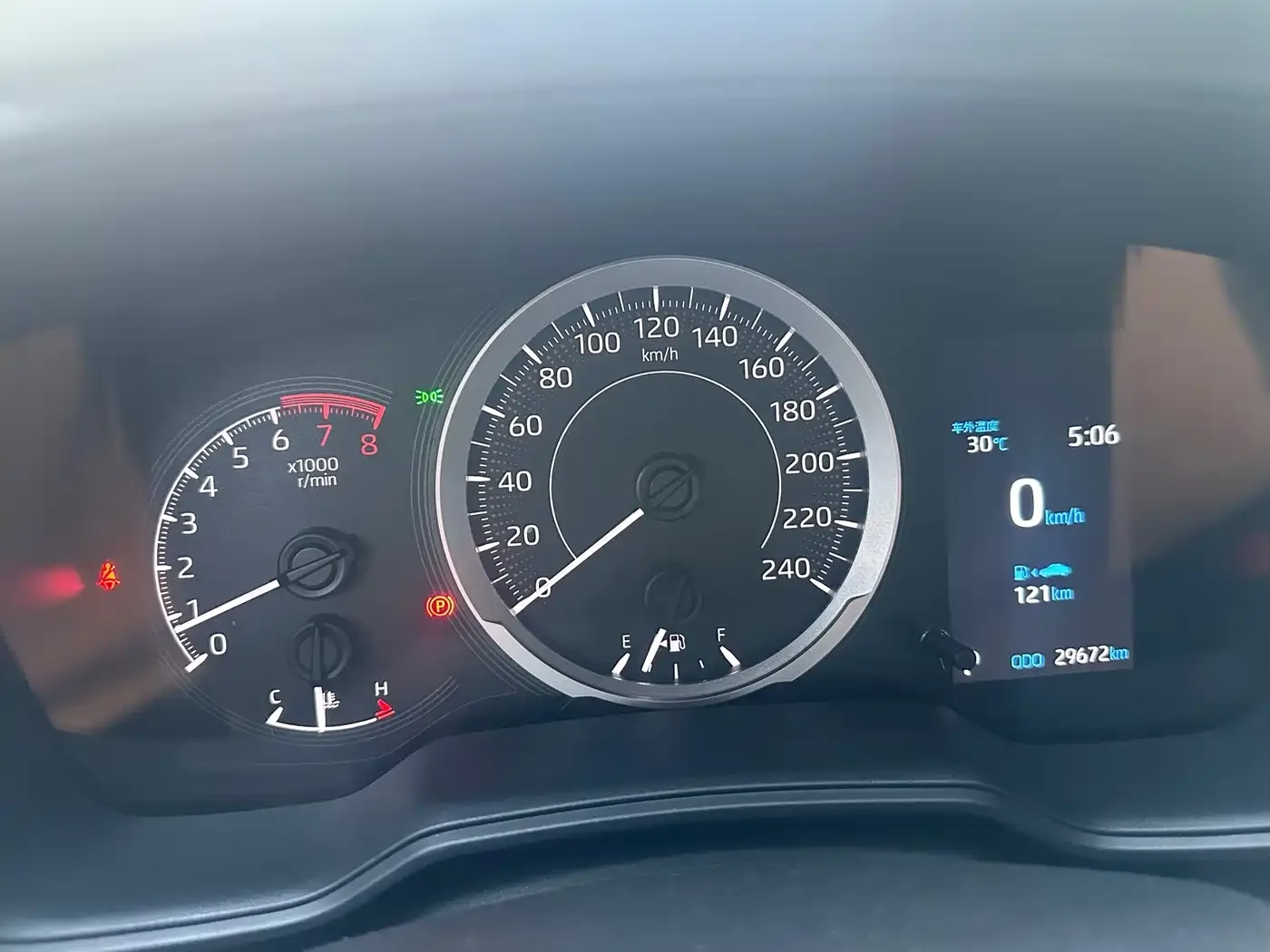 Toyota Levin 2022 185T CVT Luxury Edition — Фото автомобиля 14