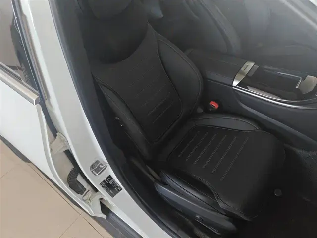 Mercedes-Benz GLC-Class — Фото автомобиля 19