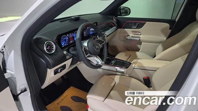 Mercedes-Benz EQB — Фото автомобиля 7