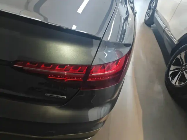 Audi A4L — Фото автомобиля 7