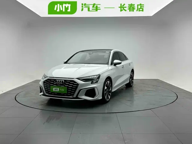 Фотография автомобиля — Audi A3