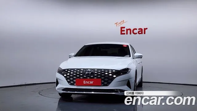 Hyundai Grandeur Новый Grandeur IG — Фото автомобиля 3