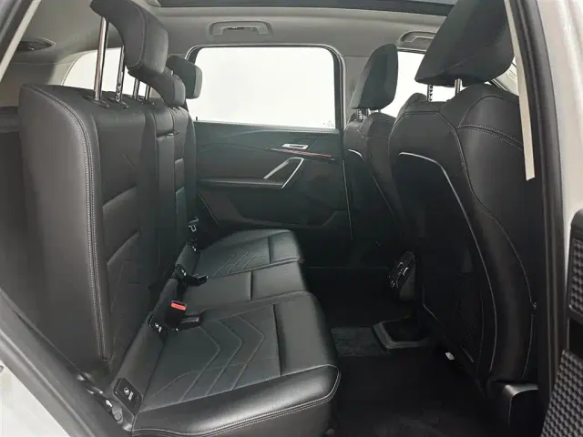 BMW X1 — Фото автомобиля 14