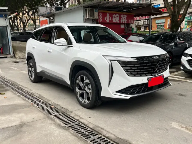 Geely Boyue L — Фото автомобиля 3
