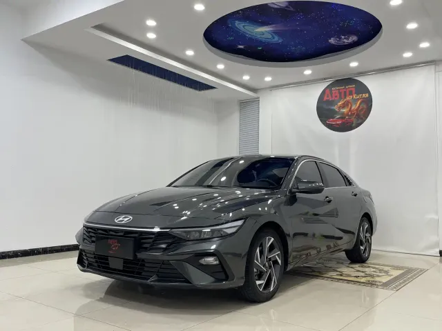 Фотография автомобиля — Hyundai Elantra