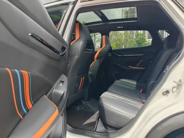Changan Oushang X5 — Фото автомобиля 6