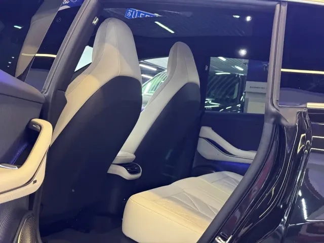 Nio ET5 Touring — Фото автомобиля 16
