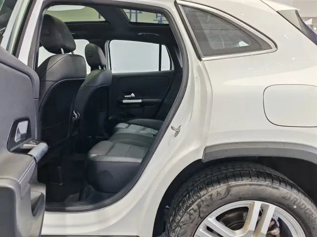 Mercedes-Benz GLA-Class — Фото автомобиля 12