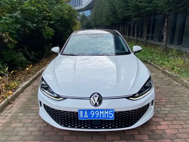 Volkswagen Lamando — Фото автомобиля 2