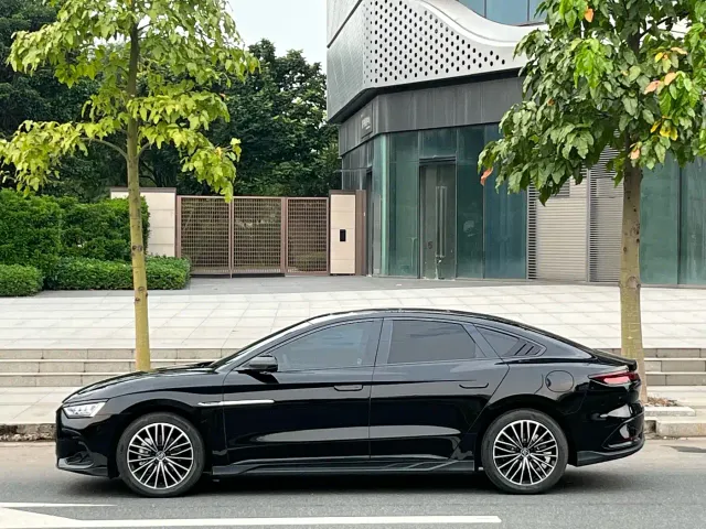 BYD Han — Фото автомобиля 7
