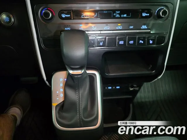 Hyundai Staria — Фото автомобиля 10