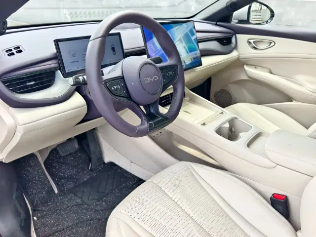 BYD Seal 06 GT — Фото автомобиля 14
