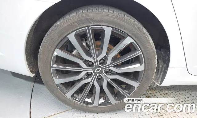 Renault Korea SM6 — Фото автомобиля 6