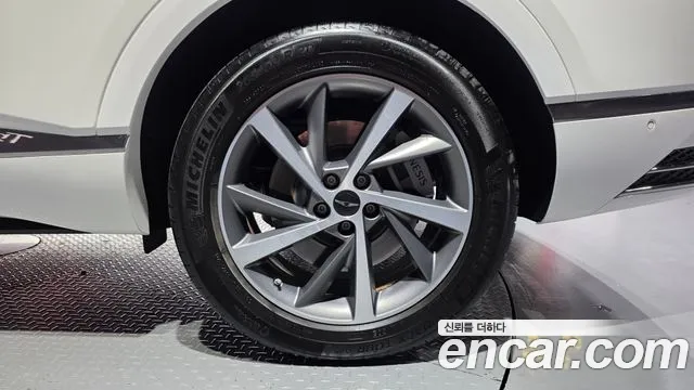 Genesis GV80 — Фото автомобиля 6