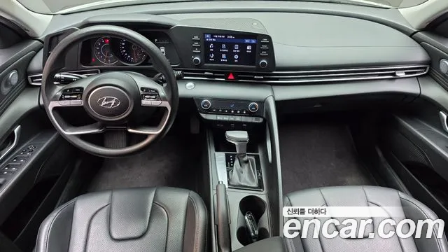 Hyundai Avante — Фото автомобиля 10