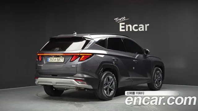 Hyundai Tucson Новый Tucson (NX4) Бензин 1.6 Turbo 4WD — Фото автомобиля 2