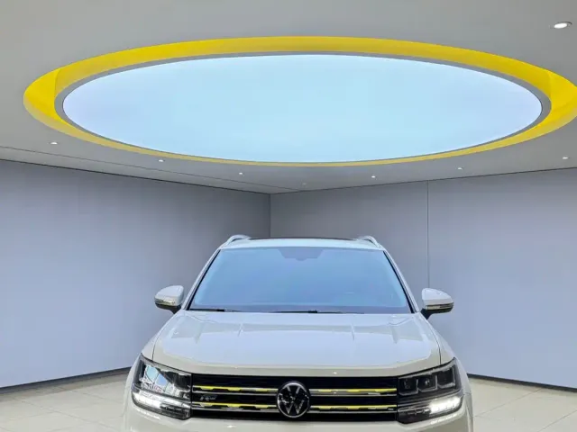 Volkswagen Tharu — Фото автомобиля 2