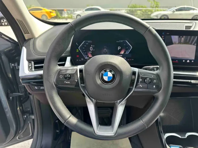 BMW X1 — Фото автомобиля 13