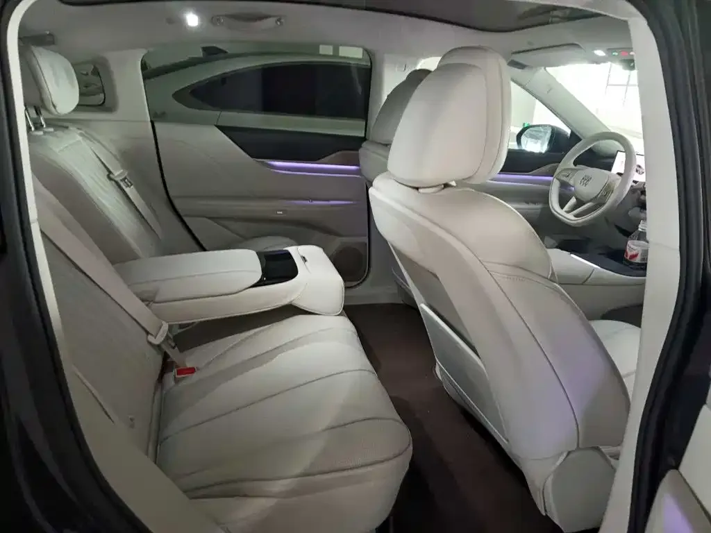 Buick Zenith Sedan 2025 Model Base Version — Фото автомобиля 12