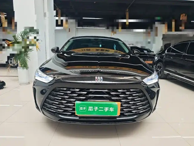 Buick Regal — Фото автомобиля 2