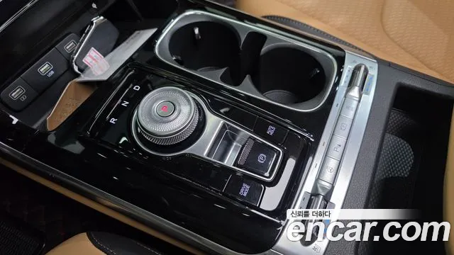 Kia Canival Carnival 4 поколение Дизель 9 мест Signature — Фото автомобиля 9