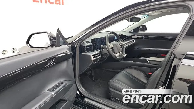 Hyundai Grandeur GN7 — Фото автомобиля 15