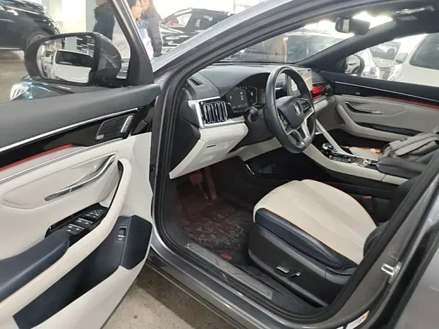 BYD Song PLUS — Фото автомобиля 15