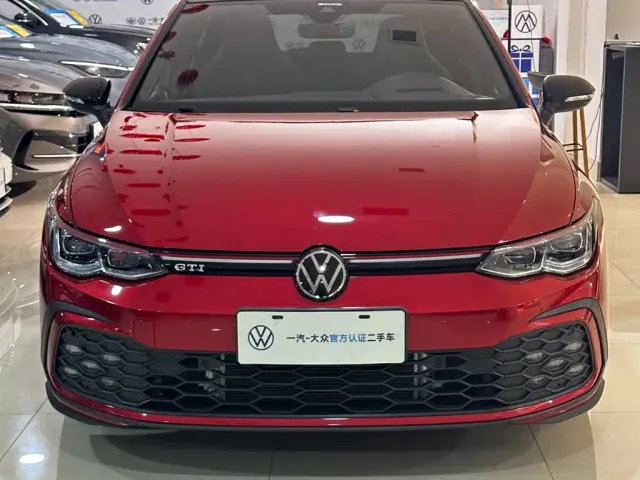 Volkswagen Golf GTI — Фото автомобиля 18