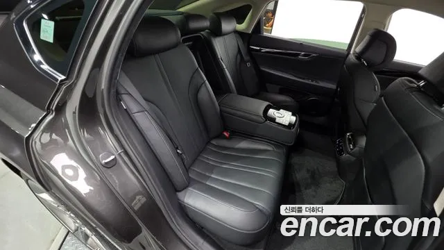 Genesis G80 Бензин 3.5 турбо AWD — Фото автомобиля 21