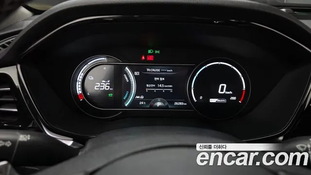 Kia Niro — Фото автомобиля 7