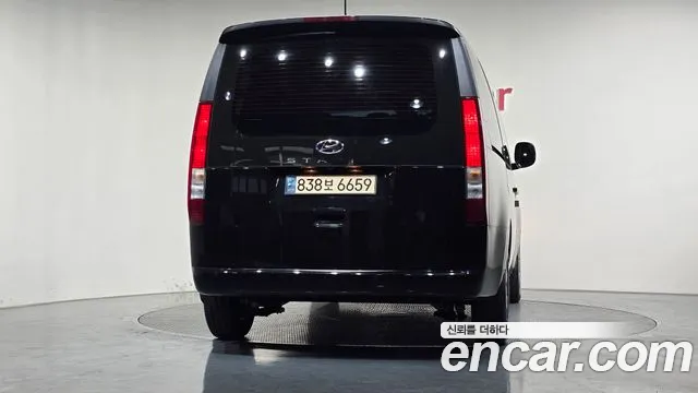 Hyundai Staria Staria Карго 5 мест — Фото автомобиля 4