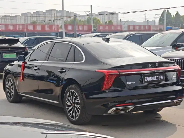 Hongqi H5 — Фото автомобиля 7