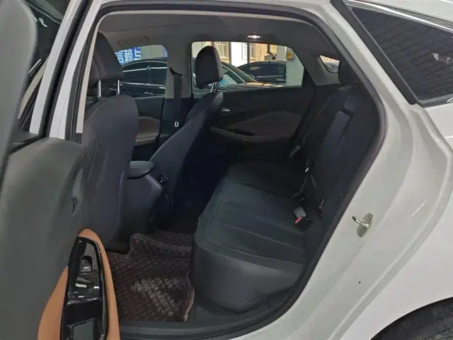 Buick Verano — Фото автомобиля 11