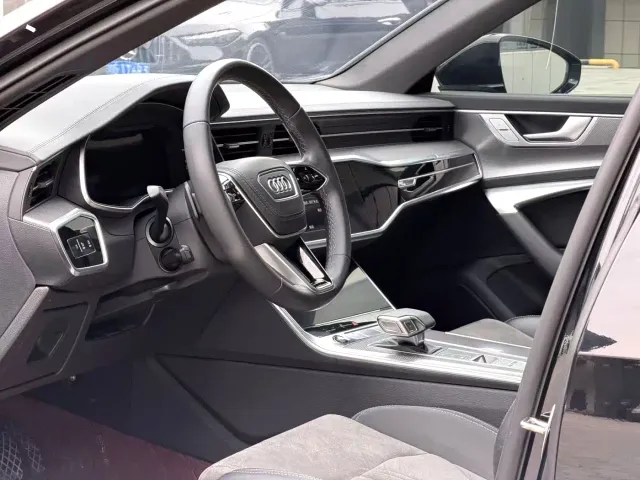Audi A6L — Фото автомобиля 5
