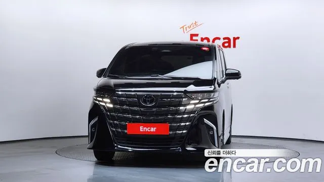 Toyota Alphard — Фото автомобиля 3