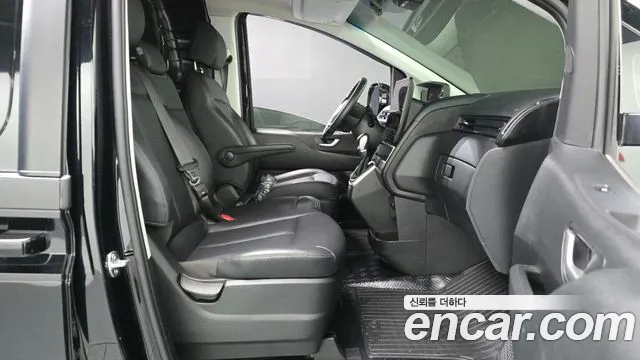 Hyundai Staria — Фото автомобиля 16